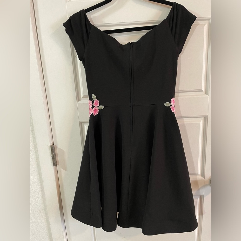 B DARLIN BlackDress Clasic Junior A-Line Off Shoulder Sweetheart Neckline Sz9/10 - Picture 3 of 13